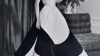 Austine Hearst w sukni "Four Leaf Clover", 1953