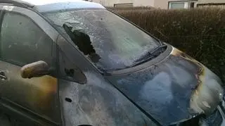Auta nie spłonęły całkowicie 