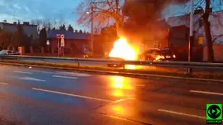 Auto spłonęło w Łodzi