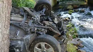 Auto zostało doszczętnie zniszczone 