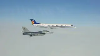 Belgijski F-16 i rosyjski samolot 