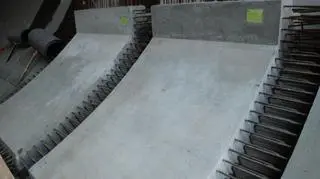 Betonowe ringi do budowy tunelu