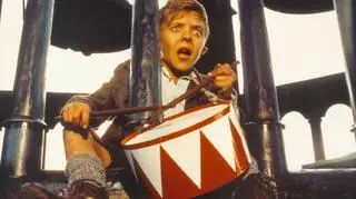 "Blaszany bębenek", który powstał na podstawie książki Grassa, dostał Oscara dla najlepszego filmu nieanglojęzycznego