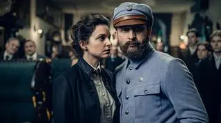 Borys Szyc i Kinga Dębska w filmie "Piłsudski"