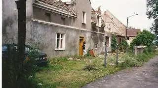 Burmistrz Barda jeździł do Pilc i pomagał mamie sprzątać i osuszać dom