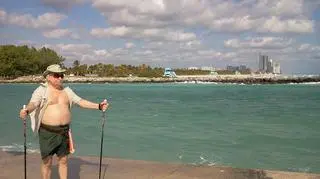 Były prezydent na plaży w Miami (lechwalesa
