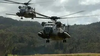 CH-53 Sea Stallion to ciężki śmigłowiec transportowy, wykorzystywany głównie przez Piechotę Morską USA
