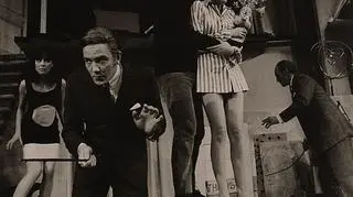 "Czarna komedia" w Królewskim Teatrze Narodowym w Londynie, w 1965 roku