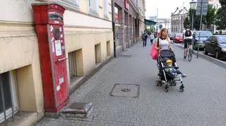 Czerwona waga z Al