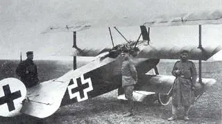 Czerwony samolot Fokker Dr.1 "Czerwonego Barona"