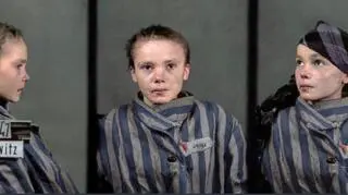 Czesława Kwoka na pokolorowanych fotografiach