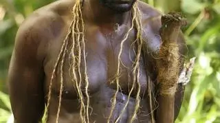 Dave'a Duersona zagra Adewale Akinnuoye-Agbaje, aktor znany z serialu "Zagubieni"