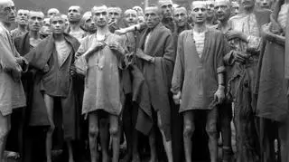 Do obozu Mauthausen trafiło ponad 300 tysięcy więźniów, z czego zginęło od 71 do 122 tysięcy