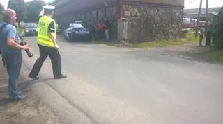 Do pomocy rzuciło się kilka innych osób
