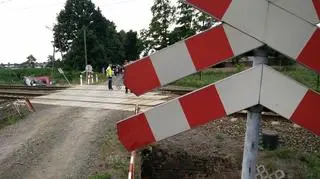 Do wypadku doszło na niestrzeżonym przejeździe 