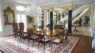 Dom ma ok. 510 metrów kwadratowych (fot. Alabama Real Estate)