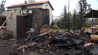 Dom w Poraju po pożarze