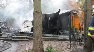 Dwa domki spłonęły doszczętnie