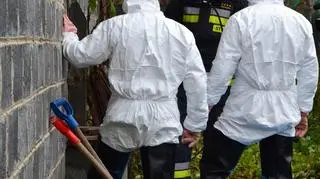 Dyżurny wysłał patrol, który już po kilkunastu minutach dotarł na teren wskazanej posesji