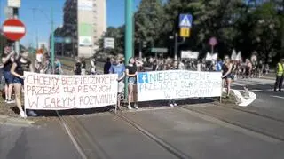 Dzieci zablokowały przejazd autom i tramwajom