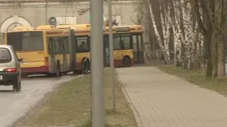 Dziecko zostało na przystanku, kierowca nie chciał się zatrzymać