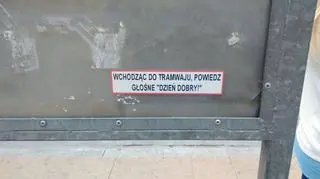 Dzięki wlepkom studentów w MPK ma być sympatyczniej