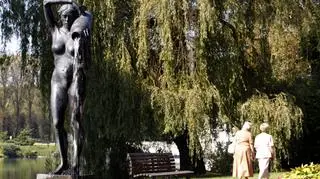 "Dziewczyna z dzbanem" skradziona z Parku Śląskiego