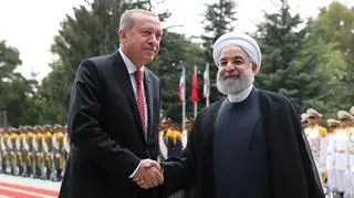 Erdogan jest z jednodniową wizytą w Teheranie