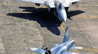 F-5 i F-15 w barwach lotnictwa USA. Te pierwsze stanowią znaczną cześć lotnictwa Iranu. (Fot. USAF)