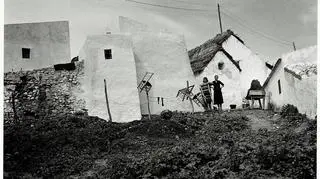 Fot. Carlos Saura, z cyklu Por tierras de castilla (1955). Własność C. Saura./Circulo del Arte