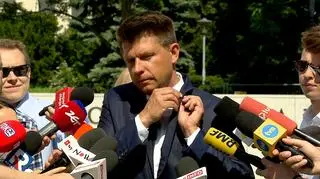 Founder of Modern Party, Ryszard Petru joins other two MPs who left the formation this week