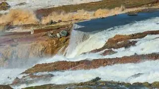 Gigantyczna tama na jeziorze Oroville grozi zawaleniem