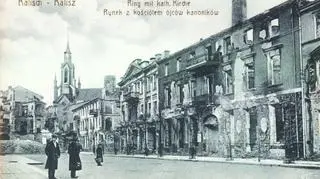 Główny Rynek z kościołem św