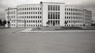 Gmach Sądu Okręgowego i Prokuratury, plac Konstytucji 5, 1937 r
