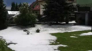 Grad w okolicy Kamiennej Góry wygląda jak biały dywan