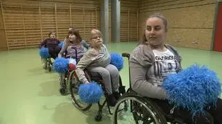 Grupę stworzyła stworzyła Cheerleaders Flex Sopot, która występuje na trójmiejskich parkietach sportowych
