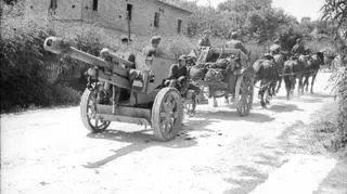 Haubice l.e.F.H. 18 były wykorzystywane przez Wehrmacht na wszystkich frontach
