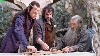 Hugo Weaving, Peter Jackson i Ian McKellen na planie "Hobbita"