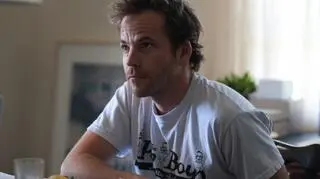 ...i znany z "Somewhere" Sofii Coppoli Stephen Dorff 