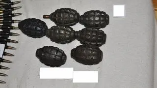 Jak podejrzewają funkcjonariusze, arsenał pochodzi jeszcze z czasów II wojny światowej