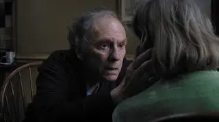Jean-Louis Trintignant i Emmanuelle Riva w filmie "Miłość"