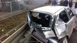 Jedno z aut biorących udział w wypadku to fiat seicento 