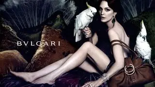 Julianne Moore reklamuje kolekcję torebek i bizuterii marki (fot. Bulgari)