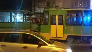 Kabiny tramwajów są zmiażdżone