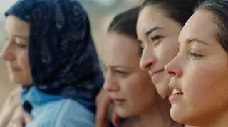Kadr z algierskiego filmu "Papicha"