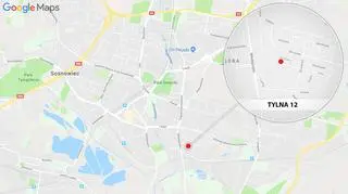 Kamienica położona jest przy ulicy Tylnej