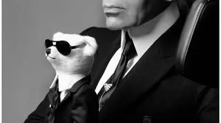 Karl Lagerfeld, jeden z najbardziej wpływowych projektantów mody w branży, słynie z równie dużego ego, co talentu