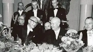 Kekkonen i Chruszczow podczas 60. urodzin Kekkonena