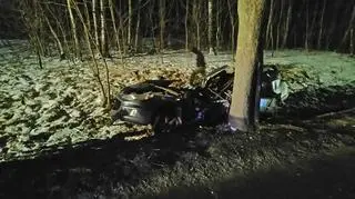 Kierowcę przetransportowano śmigłowcem do szpitala