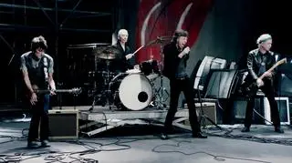 Klip ze Stonesami i Noomi Rapace nakręcono w hali w Paryżu